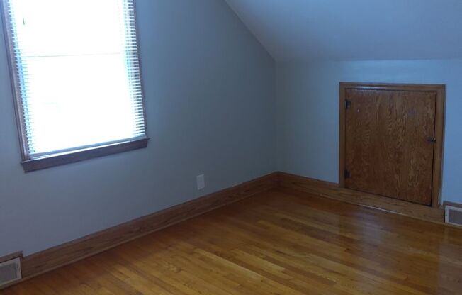 3 beds, 2 baths, $2,600