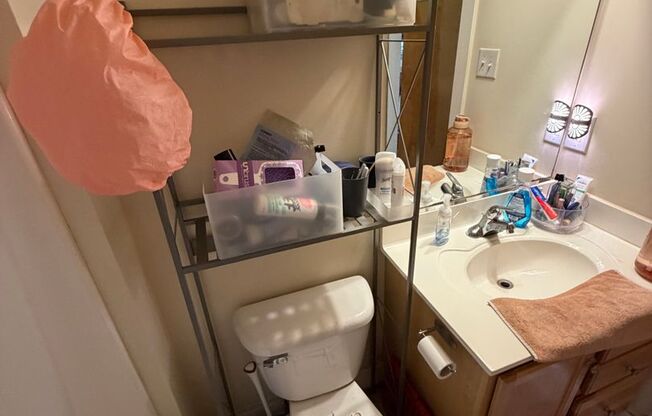 1 bed, 1 bath, 700 sqft, $1,450, Unit 112