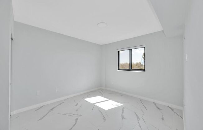 2 beds, 2 baths, 960 sqft, $2,954, Unit 611