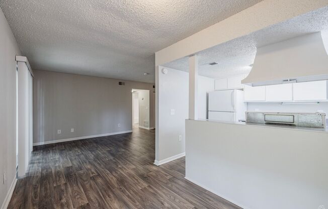 1 bed, 1 bath, 743 sqft, $895, Unit 2-09F
