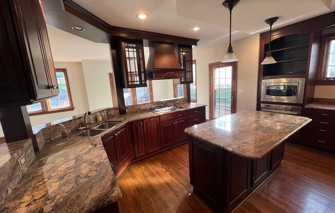 Charming 4 Bedroom, 3.5 Bathroom Home in Mt. Lebanon