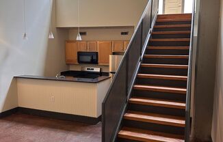 2 beds, 2 baths, 850 sqft, $1,275, Unit APT 106