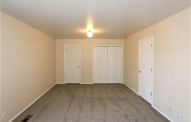 2 beds, 1.5 baths, $1,800, Unit 1173