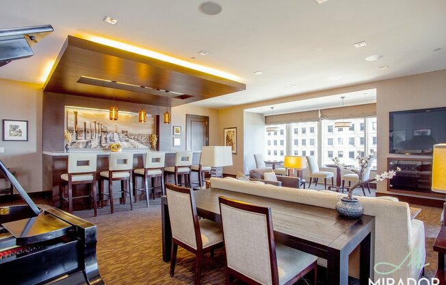 1 bed, 2 baths, $6,000, Unit 15F