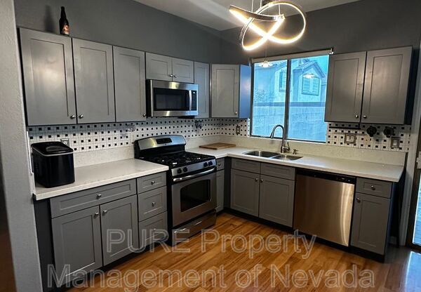 8304 STRAWBERRY SPG ST