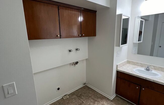 2 beds, 1 bath, $1,795