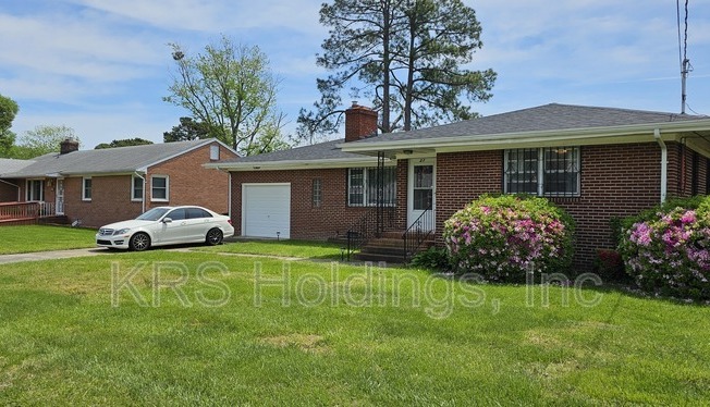 27 WHIPPLE DR