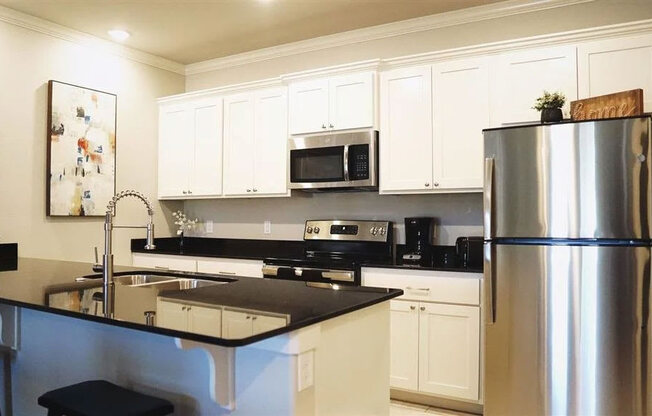 Highland Park Kitchen Apartment for rent Springdale AR