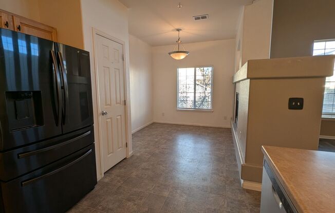 2 beds, 2 baths, $2,050, Unit # 709