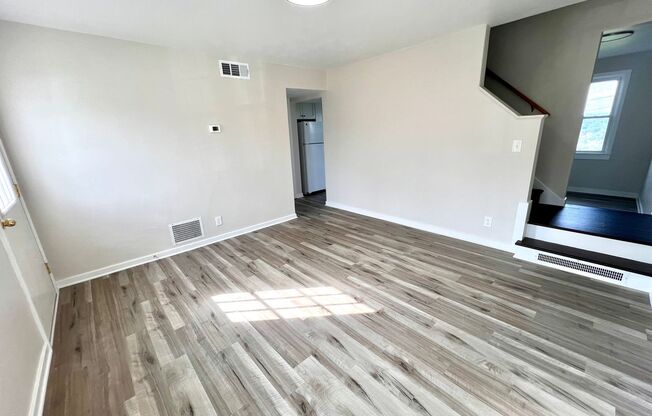 JUST Renovated! - 3 Bedroom 1 Bathroom - Coraopolis