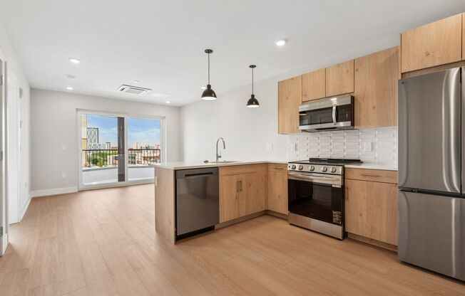 1 bed, 1 bath, 525 sqft, $1,740, Unit Unit 601