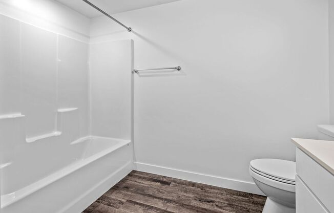 Studio, 1 bath, 429 sqft, $1,260, Unit 303