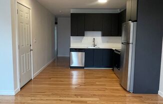 2 beds, 2 baths, 7 sqft, $1,995, Unit 2D