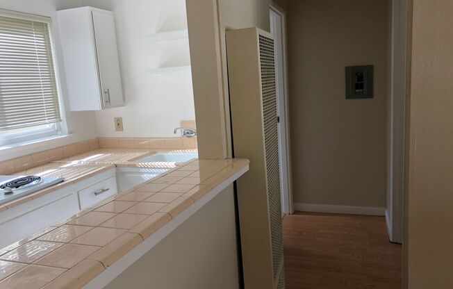 1 bed, 1 bath, $1,850, Unit 15