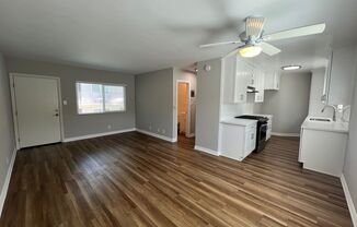 347 Royal Carriage Apartments