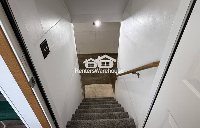15573 FLIGHT WAY