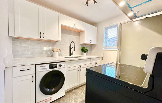 1 bed, 1 bath, 770 sqft, $2,095, Unit Hamrick 106