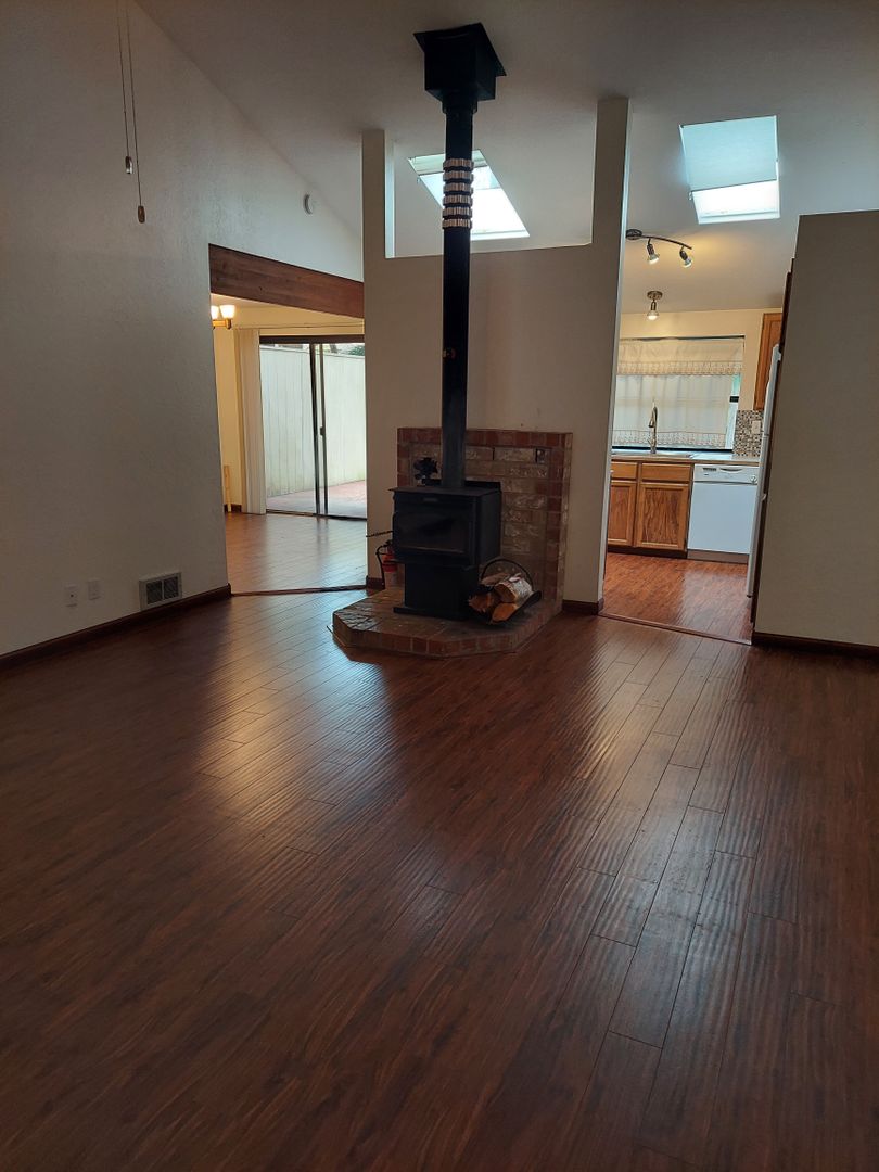 50 -54 NW Lopez Lane