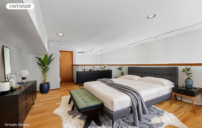 53 GRAND ST