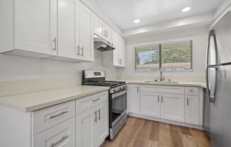 3120 West Riverside Apartments