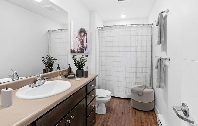 2 beds, 2 baths, 1,032 sqft, $1,925, Unit 3234-107