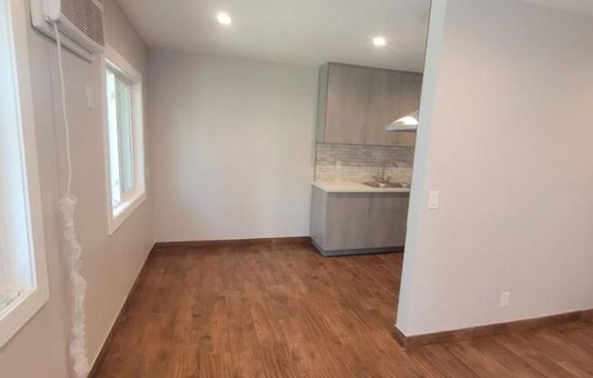 1 bed, 1 bath, $2,400, Unit 1