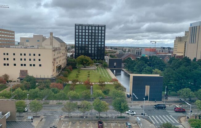 2 beds, 2 baths, 853 sqft, $1,600, Unit 615