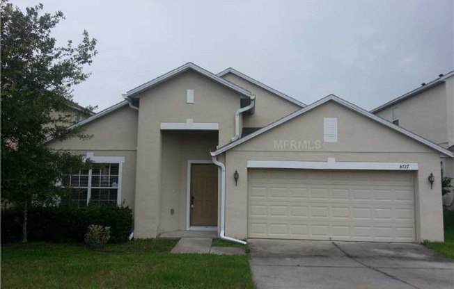 4727 AGUILA PL