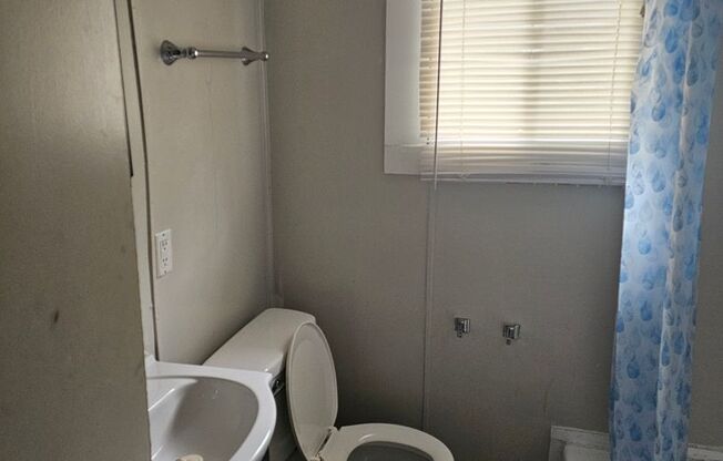 2 BR/ 1 BA Home