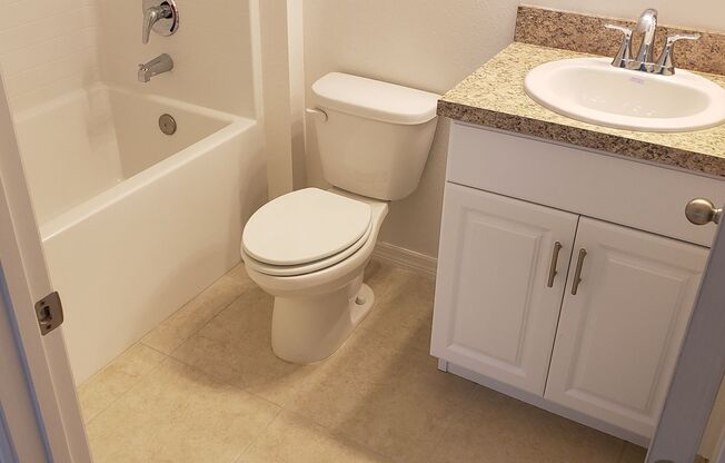 Dundee Station/Haines City_3 Bedroom 2 Bathroom