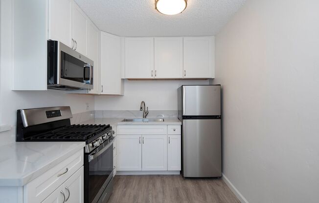1 bed, 1 bath, $1,895, Unit 66