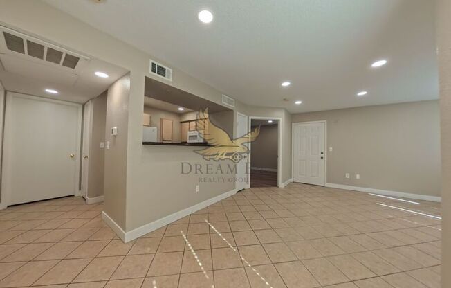 8101 West FLAMINGO Road