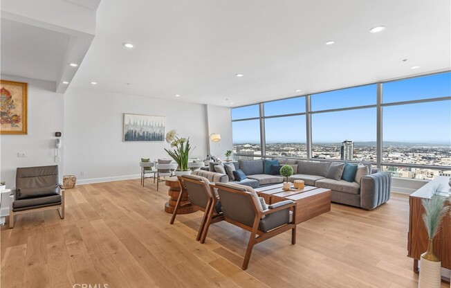 3 beds, 3.5 baths, 2,530 sqft, $15,000, Unit 48C