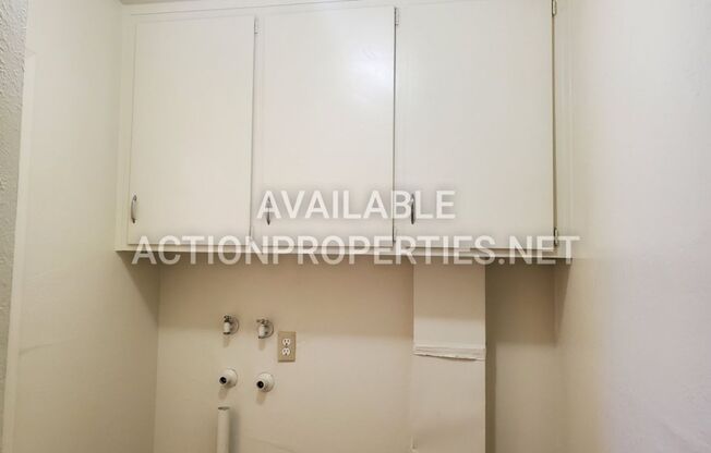 2 beds, 1 bath, 900 sqft, $1,495, Unit 1006 Circuit Drive UNIT #A-1