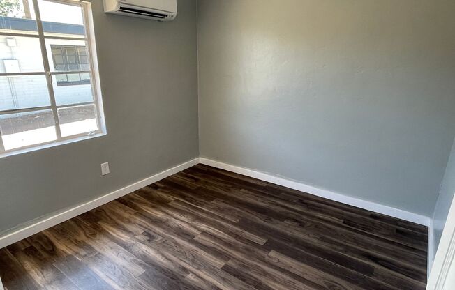 2 beds, 1 bath, $1,250, Unit Forg2126B