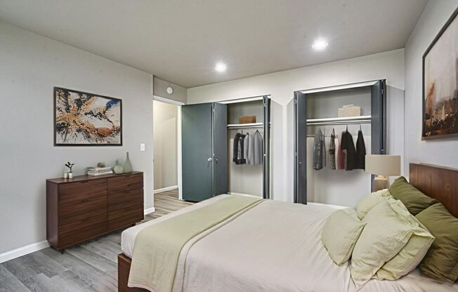 2 beds, 1 bath, 850 sqft, $899, Unit 219-213