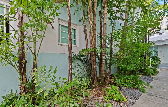 Resort-Style 1-Bedroom Apartment in Prime Miami Beach Location!