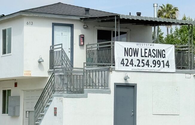 613 S Prairie Avenue