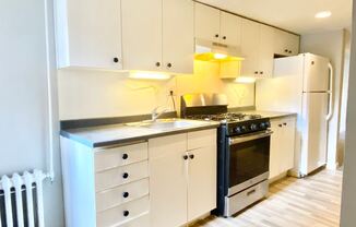 1351 A St, NE