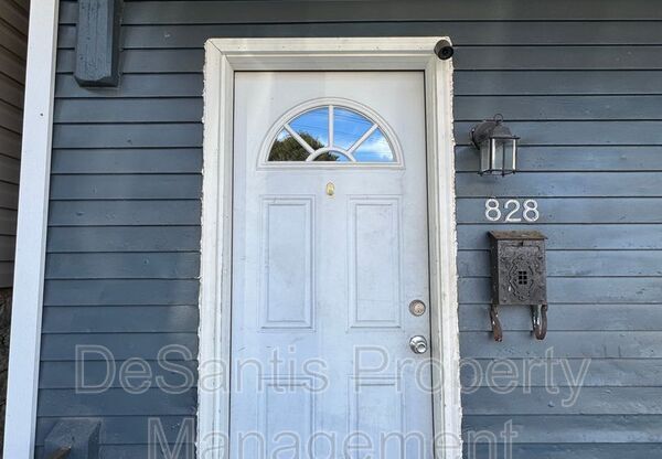 828 WALLBRIDGE W END ST