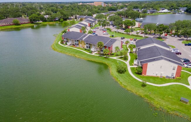 2 beds, 2 baths, $1,750