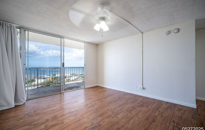 1 bed, 1 bath, $2,350, Unit # 1705