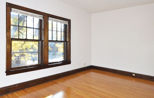1 bed, 1 bath, 425 sqft, $990, Unit 7 - 02
