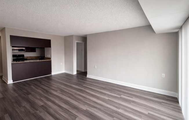 2 beds, 1 bath, 760 sqft, $1,575, Unit 1-0409