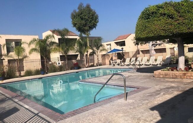 2 beds, 2 baths, 836 sqft, $2,400, Unit 262