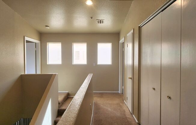 3 beds, 2.5 baths, $1,795