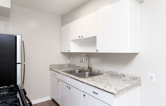 1 bed, 1 bath, 550 sqft, $1,650, Unit 09