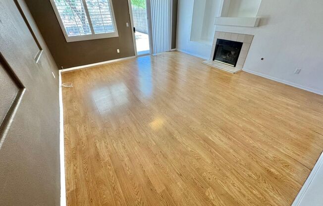 BEAUTIFUL SINGLE-STORY 2 BEDROOM, 2 BATHROOM HOME LOCATED IN SEVEN HILLS