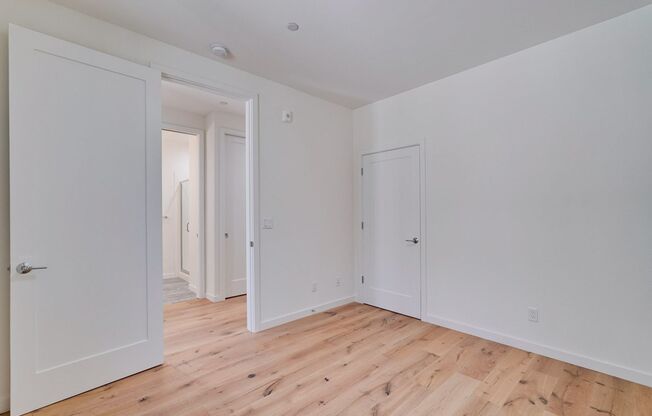 Brand New 2 Story, 3 Bed, 3 Bath Townhome Located in the Heart of Mountain View!