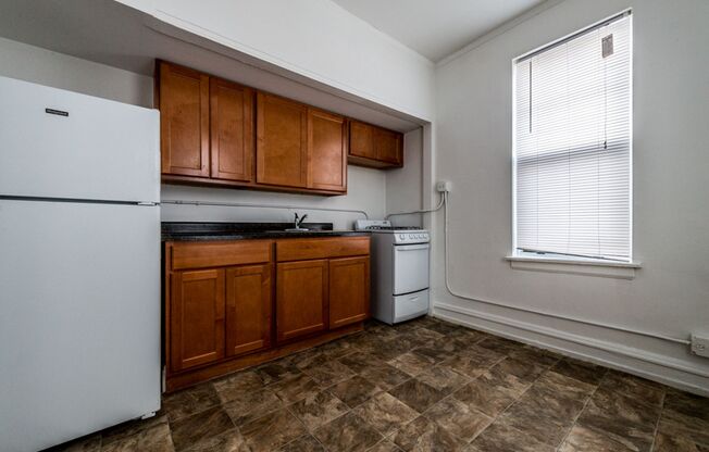 6751 S Jeffery